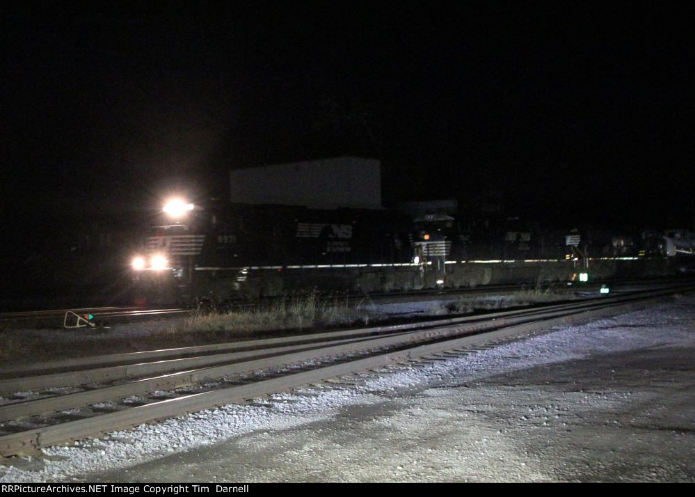 NS 6971 on 16R